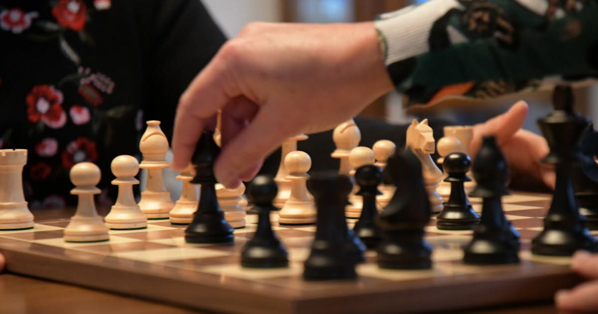 发誓。隆勒索涅首届国际象棋节取得开门红
